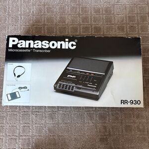 Panasonic RR-930 Microcassette Transcriber Recorder w/ Foot Controller  TESTED